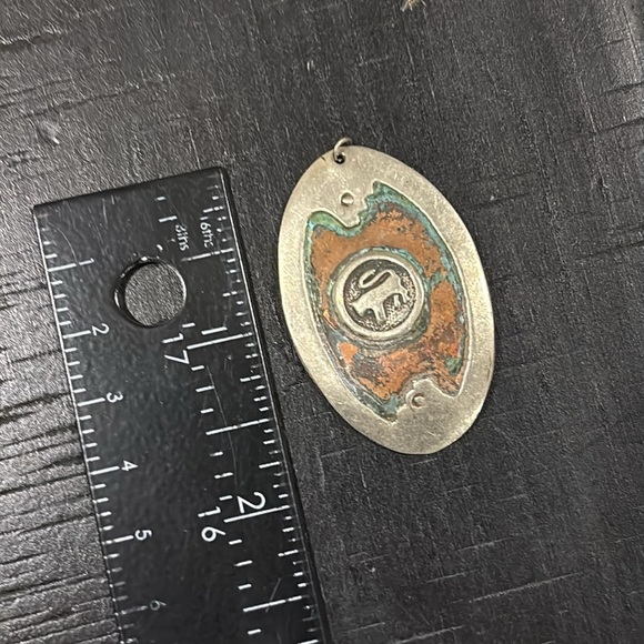 Bronze Southwestern Vintage Oval Pendant with Abstract Design Silver Tone​ - Picture 4 of 6